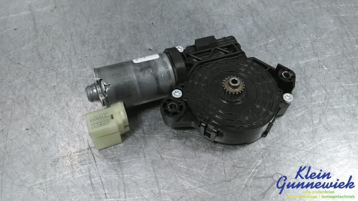Używane Silnik szyberdachu Skoda Octavia Cena € 51,00 Procedura marży oferowane przez Klein Gunnewiek Autodemontage & Motorentechniek