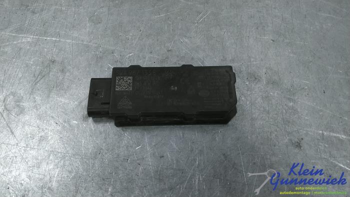 Używane Antena Skoda Octavia Cena € 20,00 Procedura marży oferowane przez Klein Gunnewiek Autodemontage & Motorentechniek