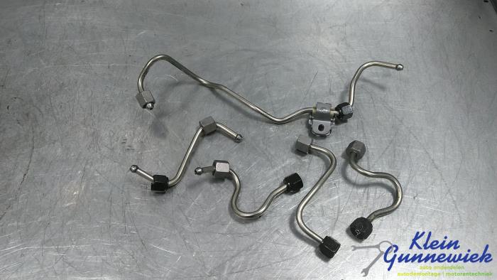 Usagé Conduit de carburant Opel Movano Prix € 40,00 Règlement à la marge proposé par Klein Gunnewiek Autodemontage & Motorentechniek