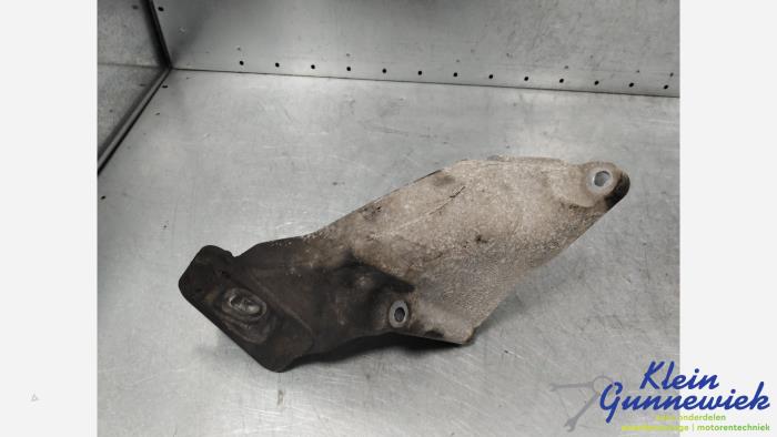 Gebrauchte Motorlager BMW X5 Preis € 35,00 Margenregelung angeboten von Klein Gunnewiek Autodemontage & Motorentechniek