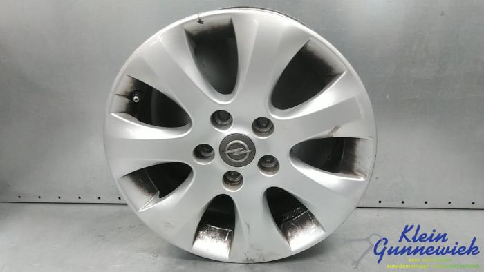 Używane Obrecz Opel Astra Cena € 57,00 Procedura marży oferowane przez Klein Gunnewiek Autodemontage & Motorentechniek