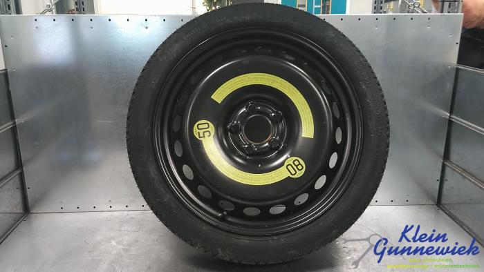 Używane Kolo dojazdowe Audi A4 Cena € 99,00 Procedura marży oferowane przez Klein Gunnewiek Autodemontage & Motorentechniek