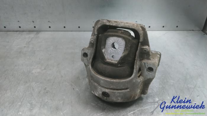 Used Engine mount Audi A4 Price € 35,00 Margin scheme offered by Klein Gunnewiek Autodemontage & Motorentechniek