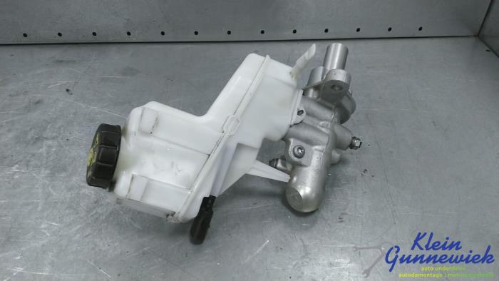 Used Master cylinder Skoda Octavia Price € 295,00 Margin scheme offered by Klein Gunnewiek Autodemontage & Motorentechniek