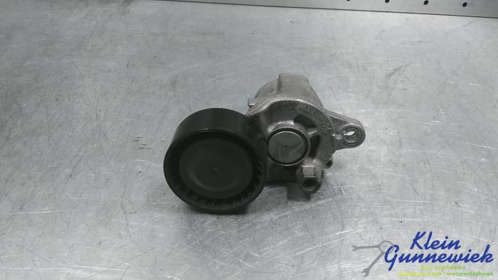 Gebrauchte Spannrolle Multiriemen Opel Corsa Preis € 20,00 Margenregelung angeboten von Klein Gunnewiek Autodemontage & Motorentechniek