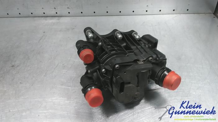 Begagnade Termostathus BMW 5-Serie Pris € 122,00 Marginaltabell erbjuds av Klein Gunnewiek Autodemontage & Motorentechniek