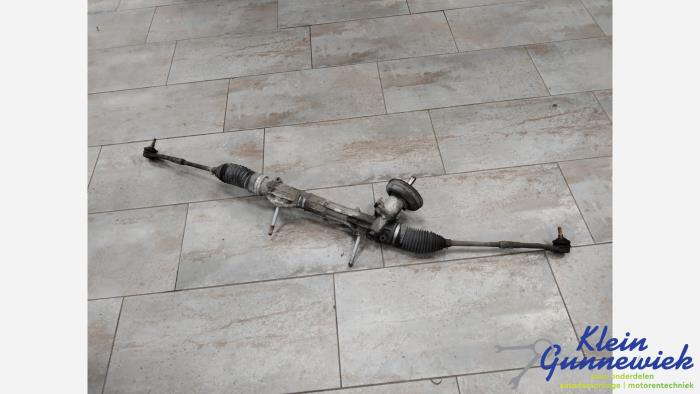 Begagnade Styrbox Peugeot 5008 Pris € 130,00 Marginaltabell erbjuds av Klein Gunnewiek Autodemontage & Motorentechniek