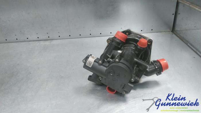 Begagnade Vattenpump Audi Q5 Pris € 280,00 Marginaltabell erbjuds av Klein Gunnewiek Autodemontage & Motorentechniek