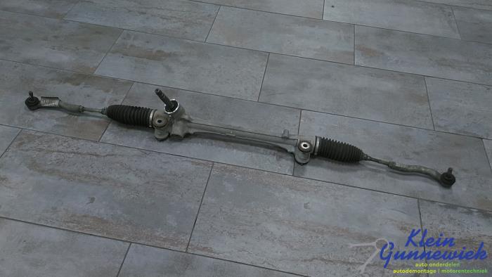 Begagnade Styrbox Peugeot 108 Pris € 91,00 Marginaltabell erbjuds av Klein Gunnewiek Autodemontage & Motorentechniek
