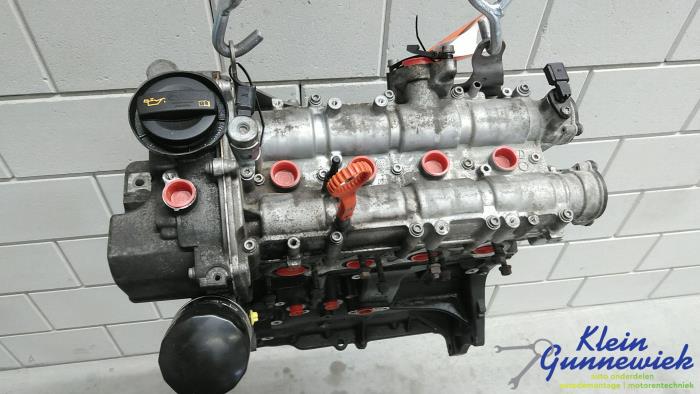Engine Volkswagen Touran - 03C100040L CTHC