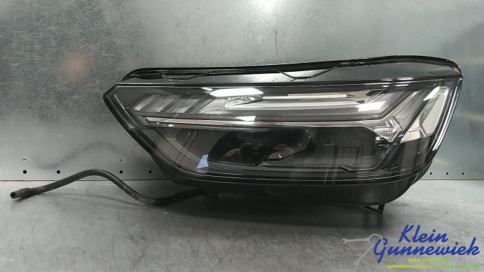 Używane Reflektor lewy Audi Q5 Cena € 995,00 Procedura marży oferowane przez Klein Gunnewiek Autodemontage & Motorentechniek