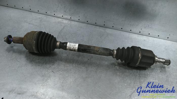 Gebrauchte Antriebswelle links vorne Renault Laguna Preis € 50,00 Margenregelung angeboten von Klein Gunnewiek Autodemontage & Motorentechniek