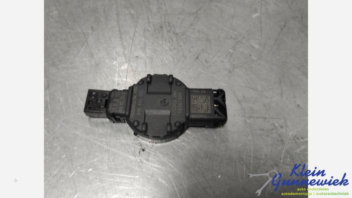 Begagnade Regnsensor Audi Q5 Pris € 20,00 Marginaltabell erbjuds av Klein Gunnewiek Autodemontage & Motorentechniek