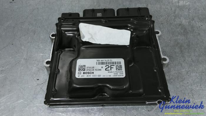 Used Injection computer Renault Megane Price € 163,00 Margin scheme offered by Klein Gunnewiek Autodemontage & Motorentechniek