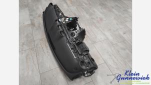 Panel z Mercedes C-Klasse 2021