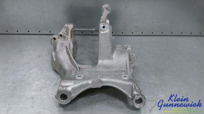 Begagnade Underram Audi Q5 Pris € 91,00 Marginaltabell erbjuds av Klein Gunnewiek Autodemontage & Motorentechniek