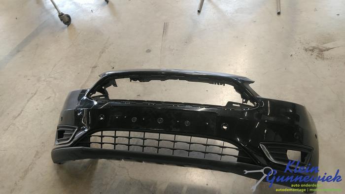 Usados Parachoques Ford Focus Precio € 402,00 Norma de margen ofrecido por Klein Gunnewiek Autodemontage & Motorentechniek