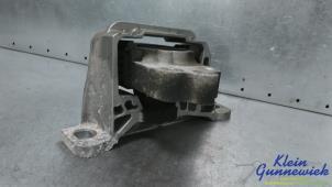 Engine mount from a Ford Focus 2015
