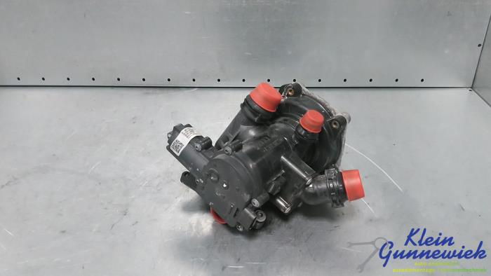 Begagnade Vattenpump Audi Q5 Pris € 249,00 Marginaltabell erbjuds av Klein Gunnewiek Autodemontage & Motorentechniek