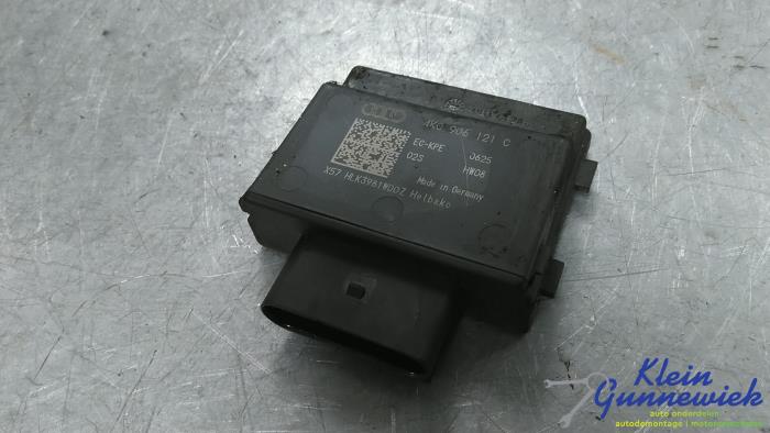 Usagé Module pompe carburant Audi A6 Prix € 43,00 Règlement à la marge proposé par Klein Gunnewiek Autodemontage & Motorentechniek
