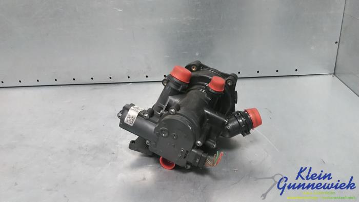 Begagnade Vattenpump Audi A4 Pris € 229,00 Marginaltabell erbjuds av Klein Gunnewiek Autodemontage & Motorentechniek