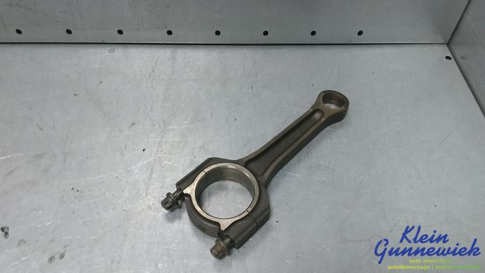 Usagé Bielle Ford Focus Prix € 80,00 Règlement à la marge proposé par Klein Gunnewiek Autodemontage & Motorentechniek