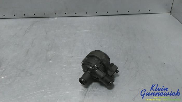 Begagnade Vattenpump Volkswagen Caddy Pris € 80,00 Marginaltabell erbjuds av Klein Gunnewiek Autodemontage & Motorentechniek