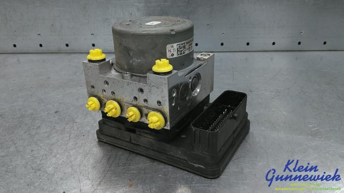 Used ABS pump Opel Corsa Price € 225,00 Margin scheme offered by Klein Gunnewiek Autodemontage & Motorentechniek