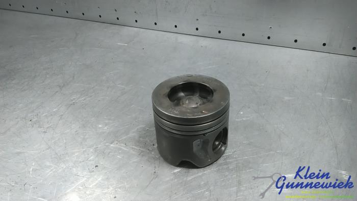 Used Piston Ford Ranger Price € 60,00 Margin scheme offered by Klein Gunnewiek Autodemontage & Motorentechniek