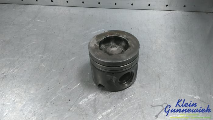 Used Piston Ford Ranger Price € 60,00 Margin scheme offered by Klein Gunnewiek Autodemontage & Motorentechniek