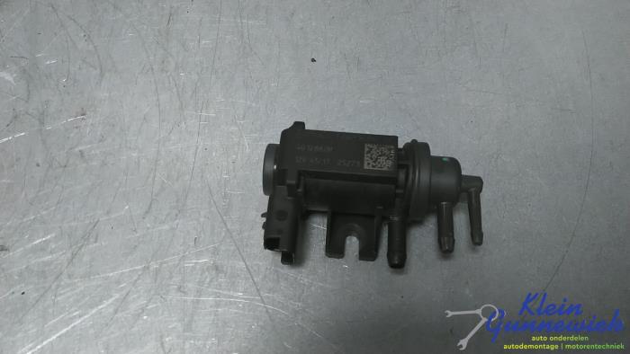 Używane Rózne Ford Fiesta Cena € 25,00 Procedura marży oferowane przez Klein Gunnewiek Autodemontage & Motorentechniek