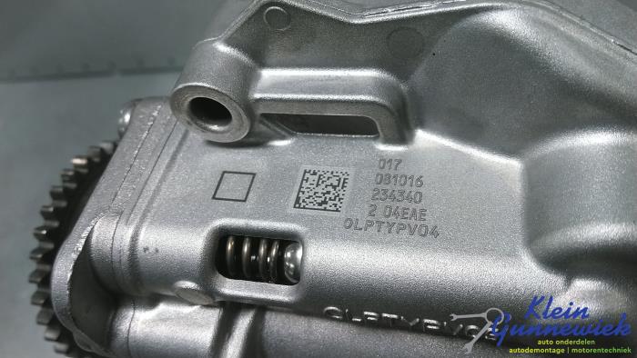 Ölpumpe van een Volkswagen Passat 2016