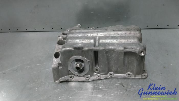 Usagé Couvercle carter Volkswagen Polo Prix € 45,00 Règlement à la marge proposé par Klein Gunnewiek Autodemontage & Motorentechniek