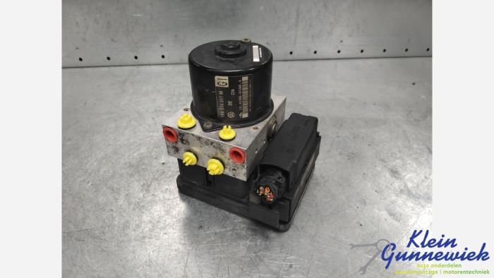 Begagnade ABS-pump Audi A3 Pris € 77,00 Marginaltabell erbjuds av Klein Gunnewiek Autodemontage & Motorentechniek