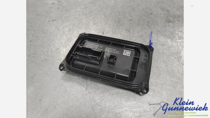 Usagé Ordinateur éclairage Mercedes A-Klasse Prix € 75,00 Règlement à la marge proposé par Klein Gunnewiek Autodemontage & Motorentechniek