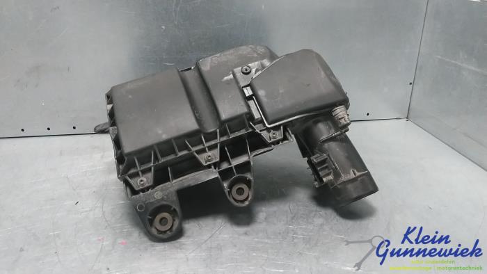 Begagnade Luftfilterhus Opel Vivaro Pris € 45,00 Marginaltabell erbjuds av Klein Gunnewiek Autodemontage & Motorentechniek