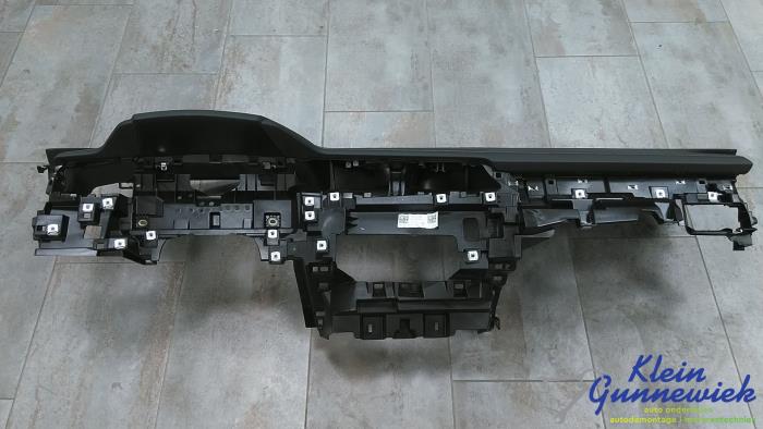 Używane Panel Audi E-Tron Cena € 667,00 Procedura marży oferowane przez Klein Gunnewiek Autodemontage & Motorentechniek