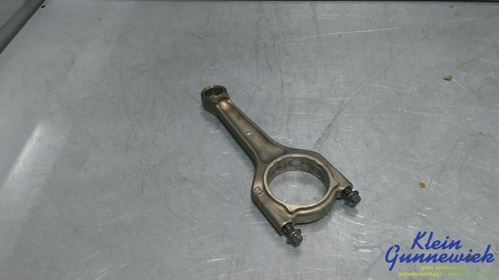 Usagé Bielle BMW 1-Série Prix € 75,00 Règlement à la marge proposé par Klein Gunnewiek Autodemontage & Motorentechniek