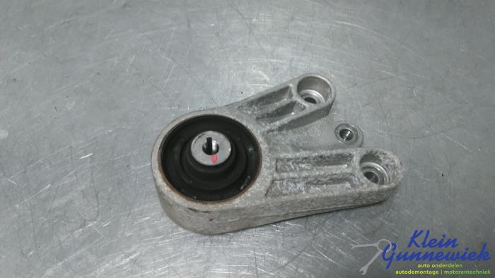 Used Engine mount Hyundai Ioniq Price € 30,00 Margin scheme offered by Klein Gunnewiek Autodemontage & Motorentechniek