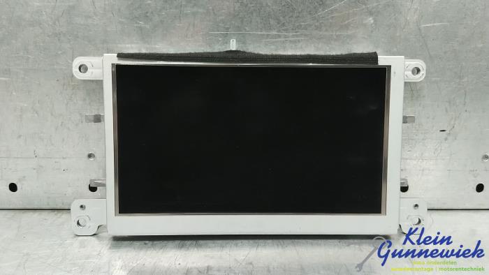 Begagnade Innerdisplay Audi A4 Pris € 162,00 Marginaltabell erbjuds av Klein Gunnewiek Autodemontage & Motorentechniek