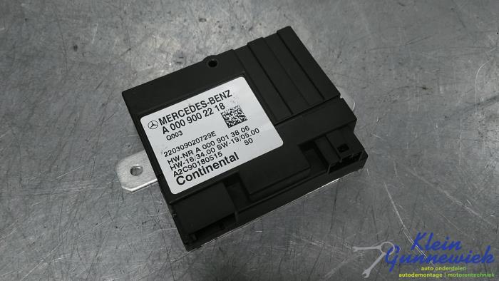 Usagé Module pompe carburant Mercedes C-Klasse Prix € 50,00 Règlement à la marge proposé par Klein Gunnewiek Autodemontage & Motorentechniek