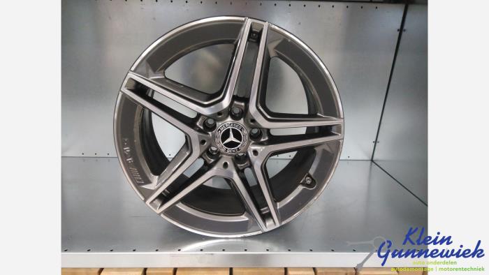 Używane Obrecz Mercedes C-Klasse Cena € 275,00 Procedura marży oferowane przez Klein Gunnewiek Autodemontage & Motorentechniek
