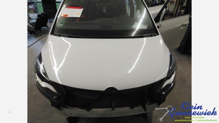 Używane Maska Opel Zafira Cena € 479,00 Procedura marży oferowane przez Klein Gunnewiek Autodemontage & Motorentechniek