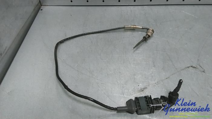 Usagé Sensor température d’échappement Mercedes A-Klasse Prix € 65,00 Règlement à la marge proposé par Klein Gunnewiek Autodemontage & Motorentechniek