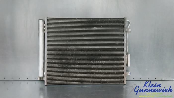 Usagé Condenseur de climatisation Hyundai Tucson Prix € 195,00 Règlement à la marge proposé par Klein Gunnewiek Autodemontage & Motorentechniek