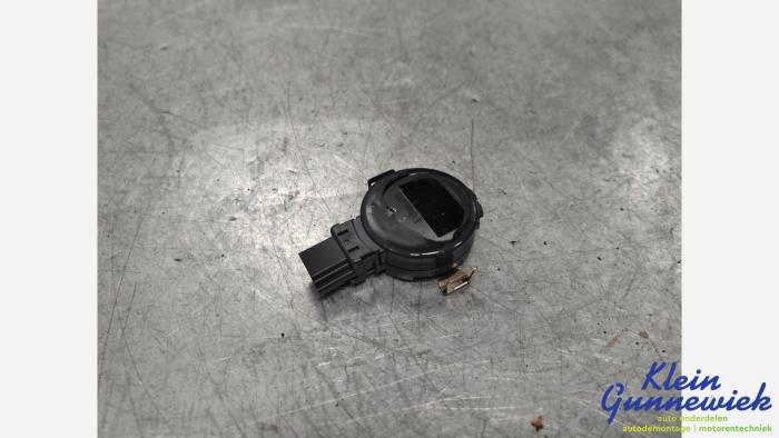 Begagnade Regnsensor Hyundai Kona Pris € 25,00 Marginaltabell erbjuds av Klein Gunnewiek Autodemontage & Motorentechniek