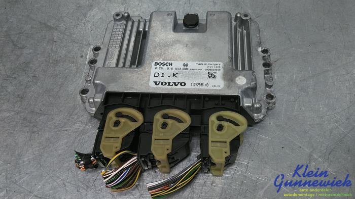 Used Injection computer Volvo V50 Price € 75,00 Margin scheme offered by Klein Gunnewiek Autodemontage & Motorentechniek