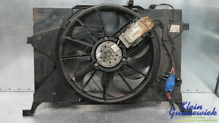Gebrauchte Kühlrippe Motor Mercedes B-Klasse Preis € 125,00 Margenregelung angeboten von Klein Gunnewiek Autodemontage & Motorentechniek
