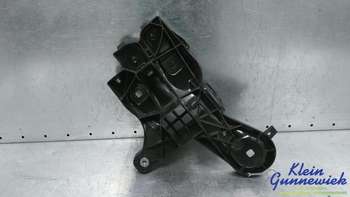 Nowe Panel przedni Audi Q6 Cena € 30,25 Z VAT oferowane przez Klein Gunnewiek Autodemontage & Motorentechniek