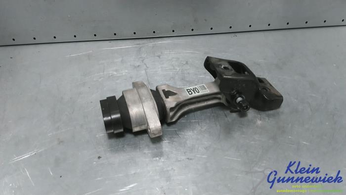 Used Engine mount Hyundai Kona Price € 50,00 Margin scheme offered by Klein Gunnewiek Autodemontage & Motorentechniek